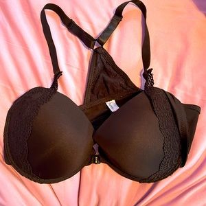 Never worn 38B bra